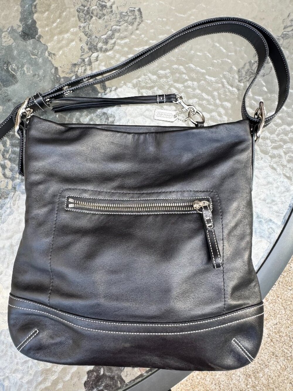 VINTAGE COACH Black Handbag/Crossbody - Like New Condition! - Picture 3 of 6